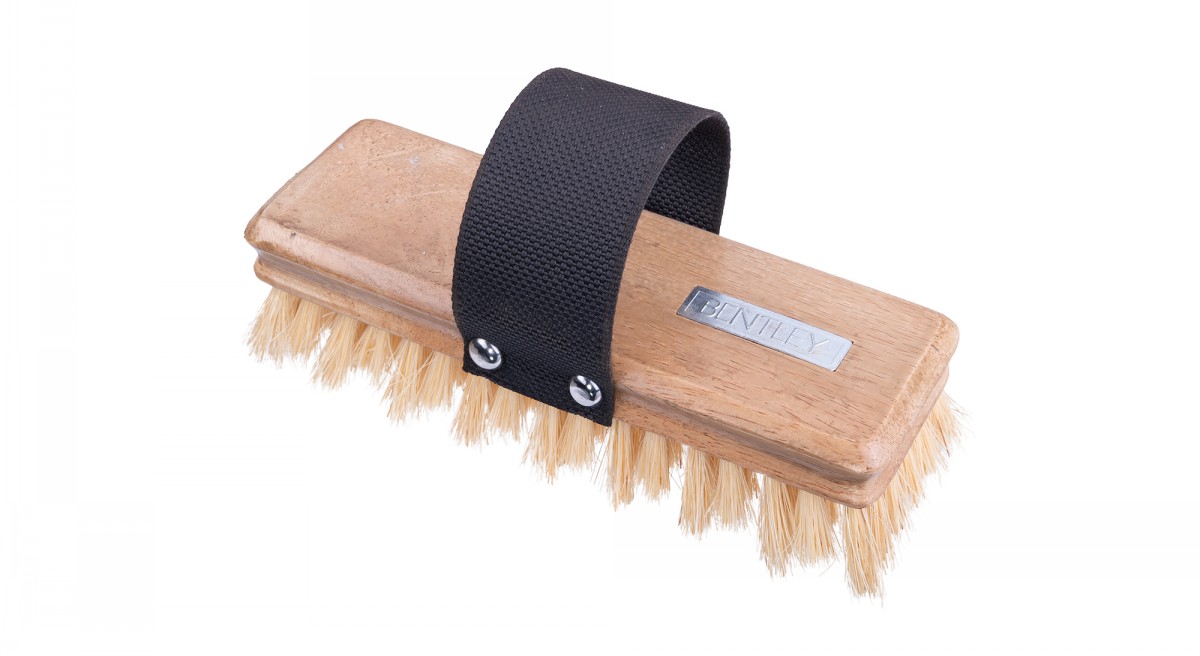 Stiff Natural Fibre Hand Brush Earnshaws Fencing Centres