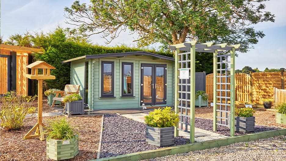 garden fencing and fence panels near rotherham and sheffield