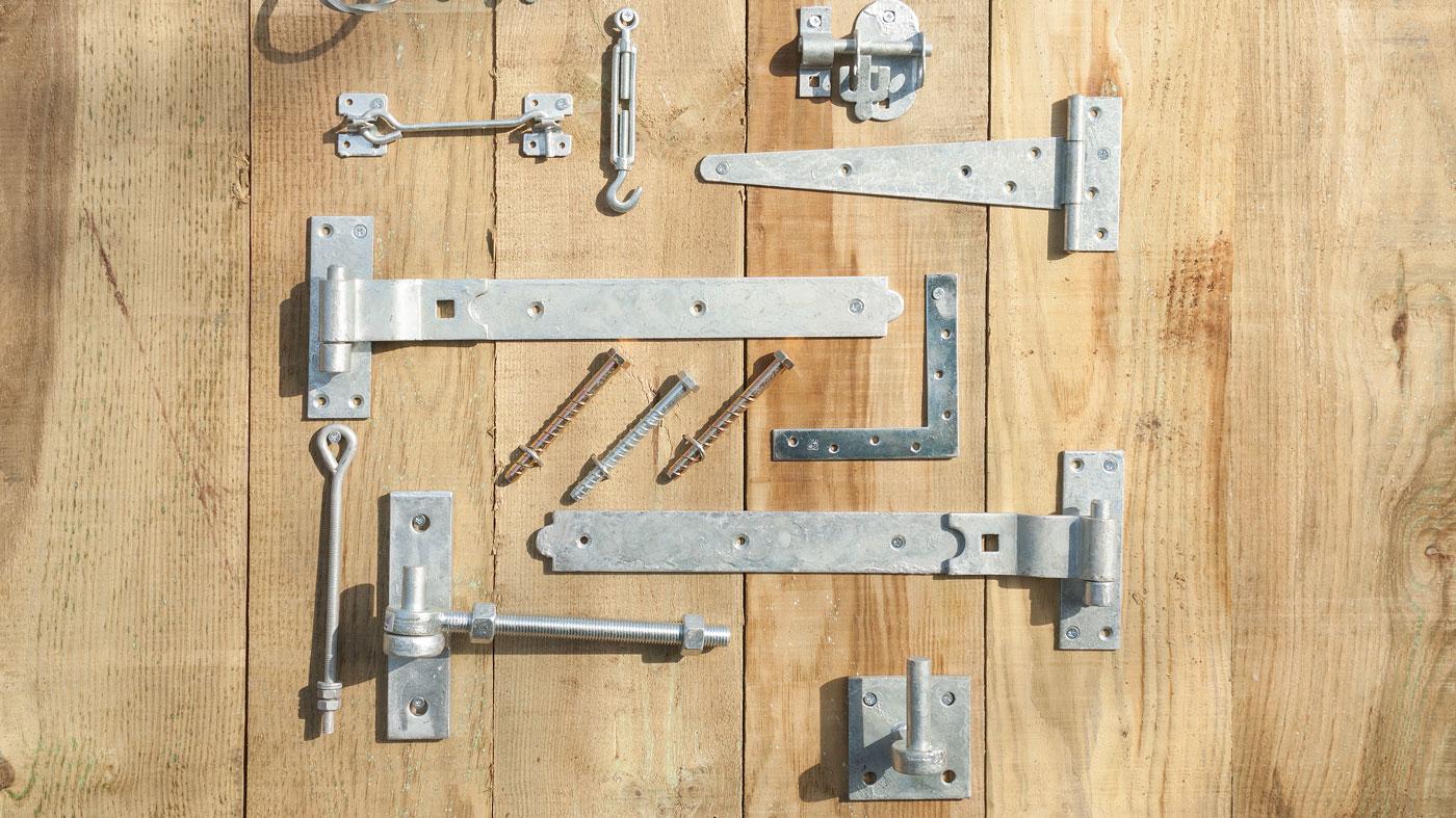 Gate Hanging Sets Earnshaws Fencing Centres