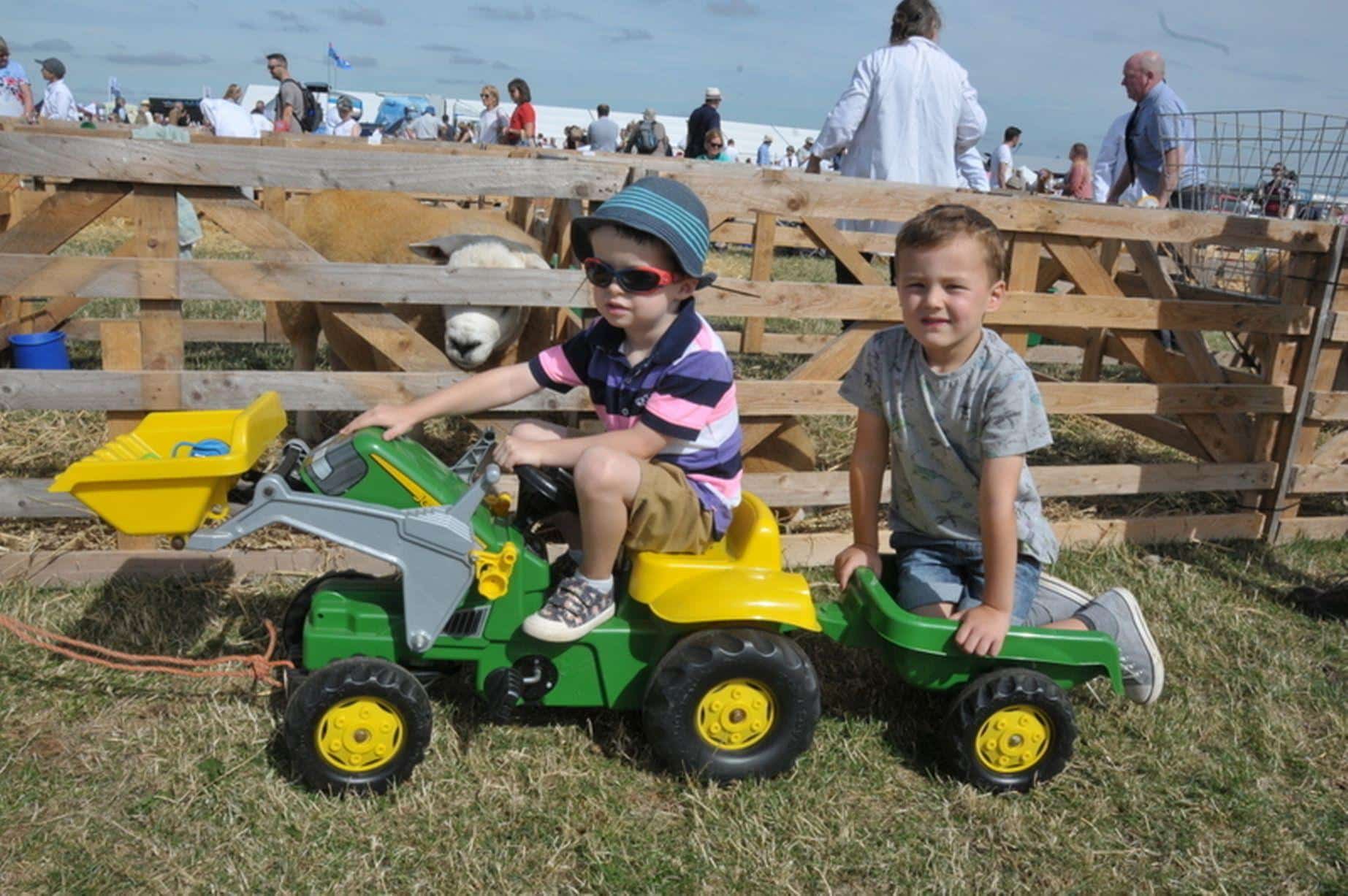 Children enjoying Emley Show 2018