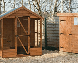 Earnshaws Quality Animal Houses