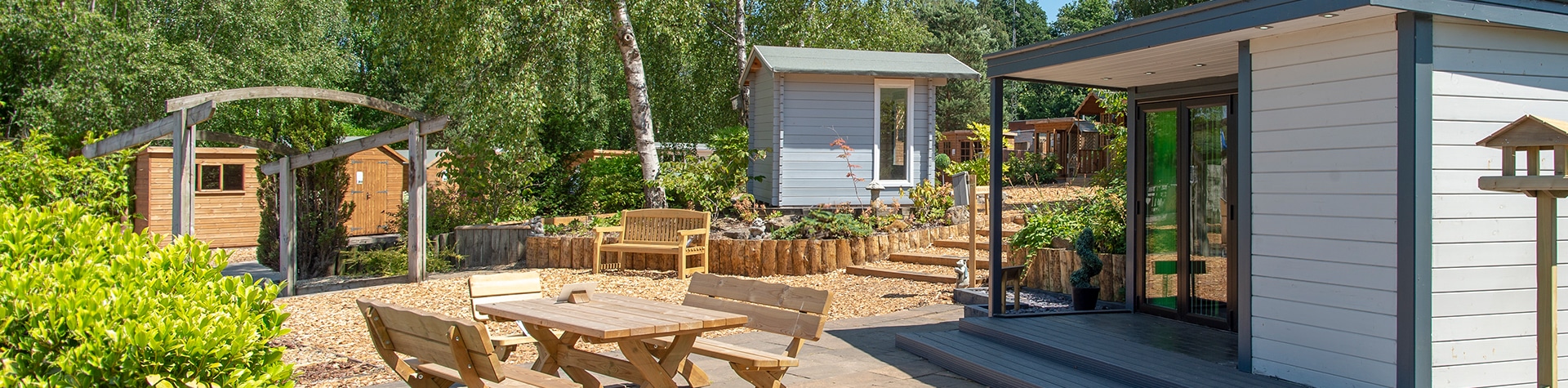 http://Sheds,%20Cabins%20and%20Summerhouses