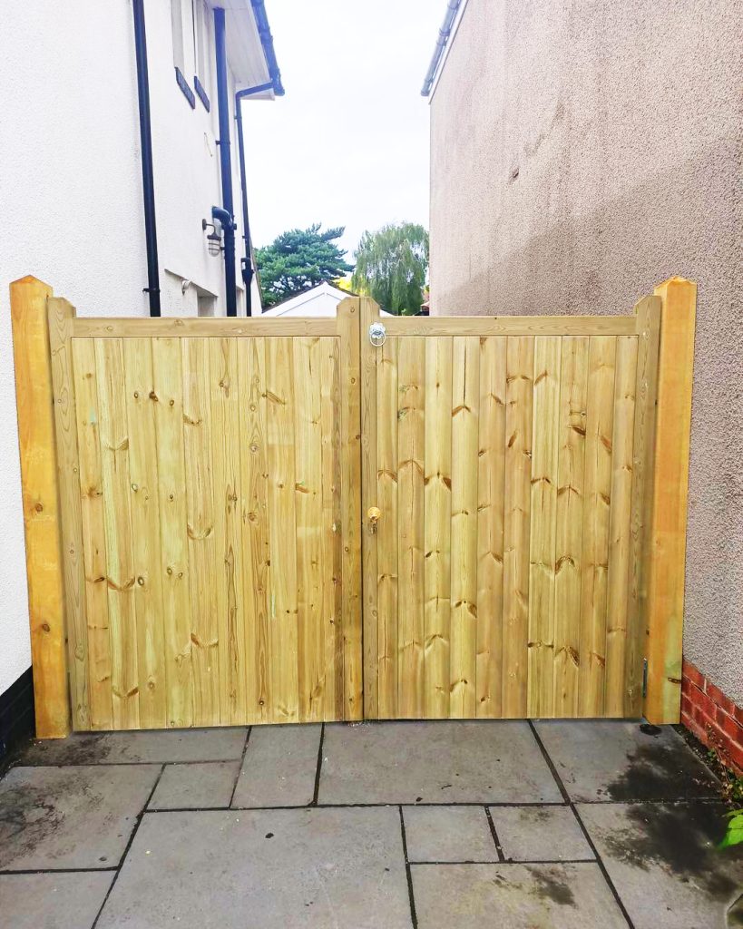 Earnshaws gate
